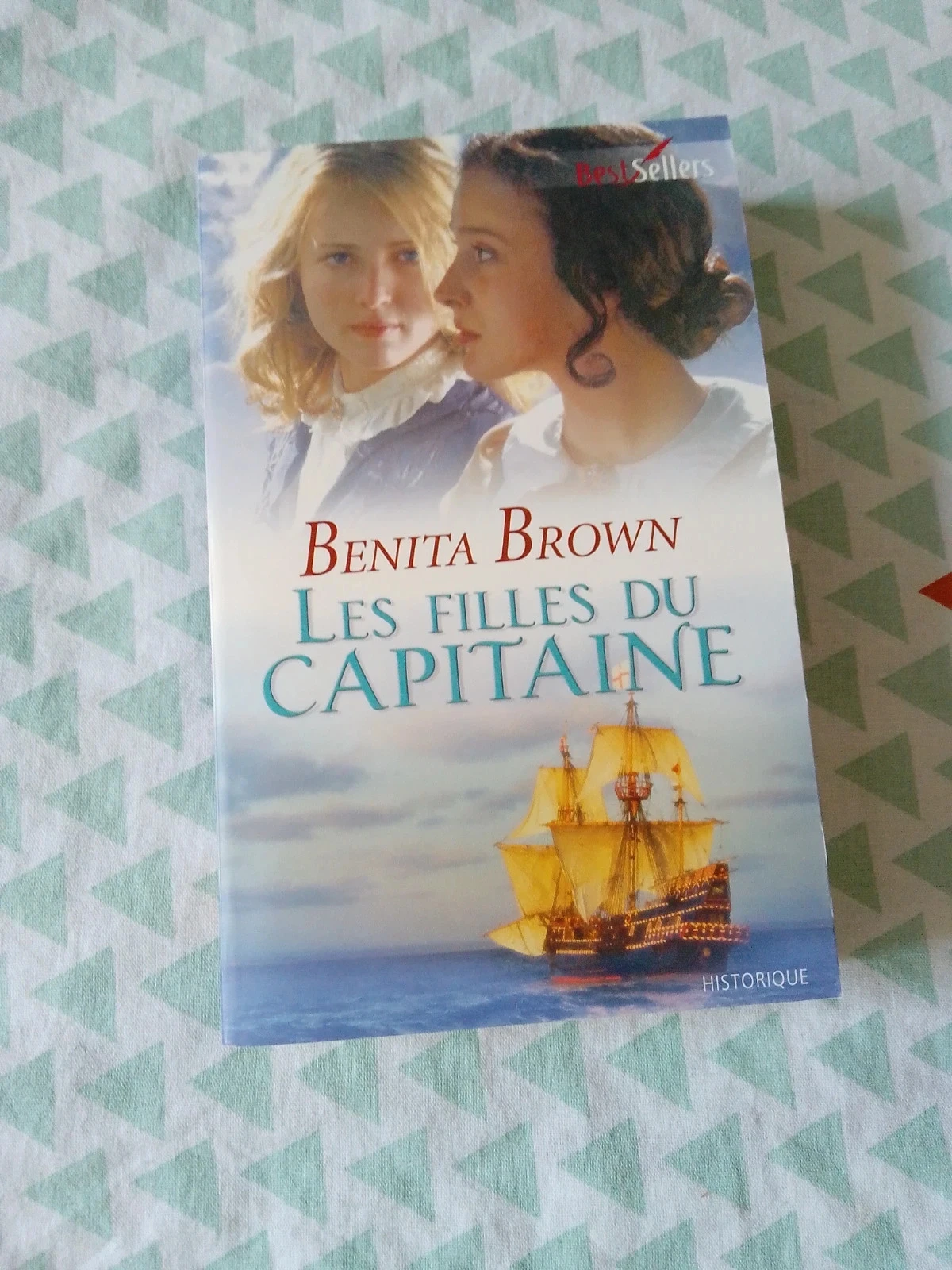 Les filles du capitaine benita brown